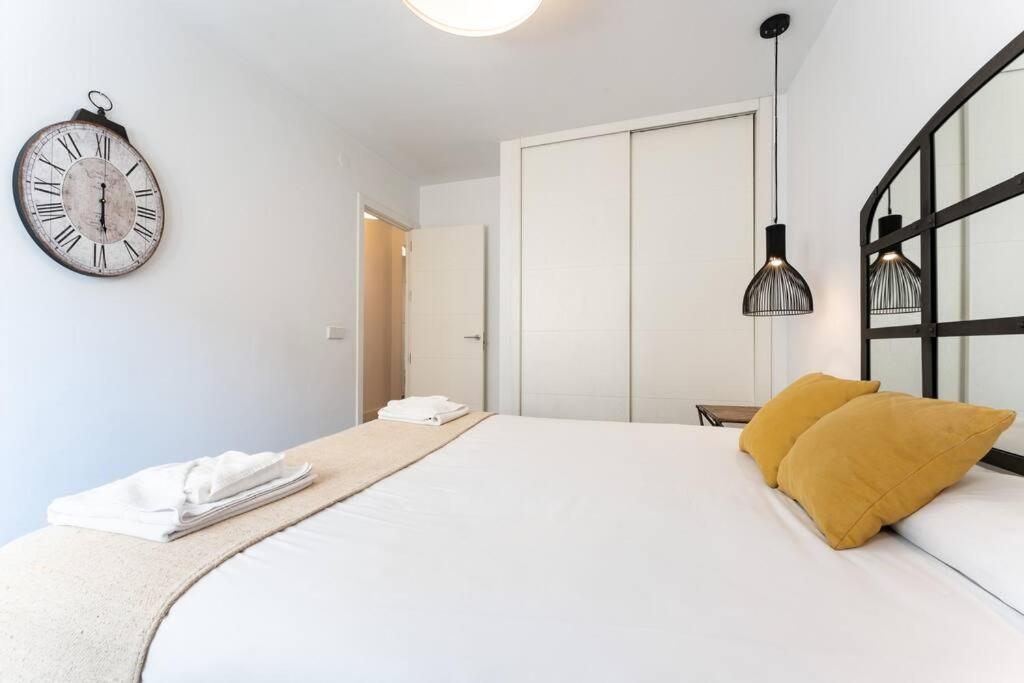 Super Central Malaga Flat With Terrace And Free Parking المظهر الخارجي الصورة